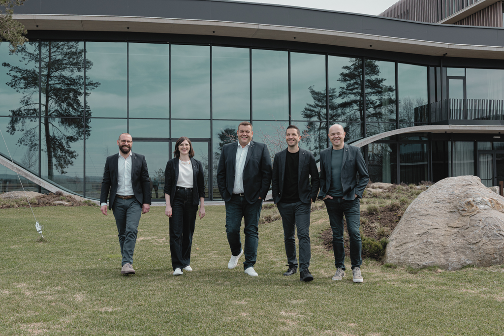 Loxone Lighthouse Team