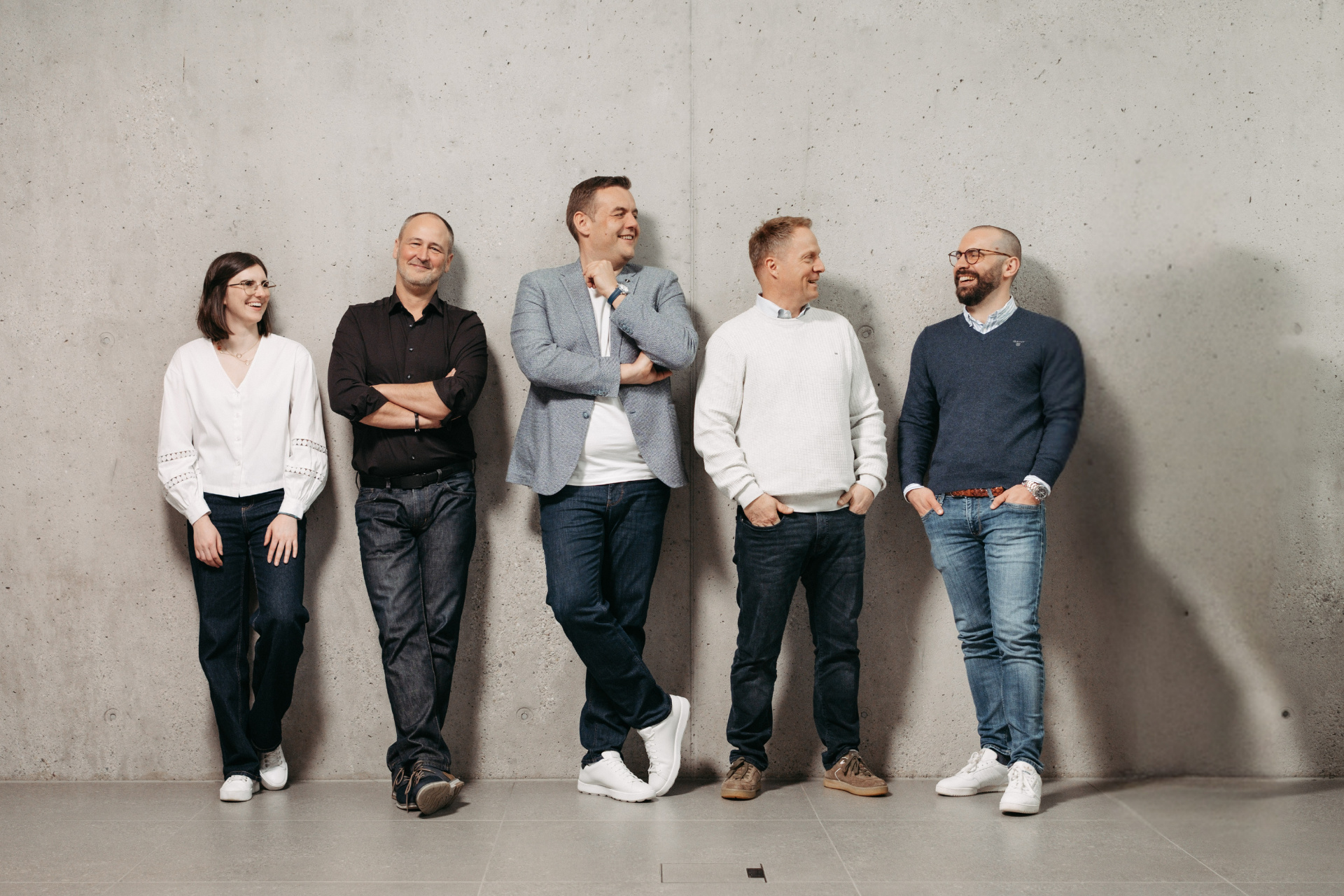 Team von Loxone Lighthouse begleitet Unternehmer bei Nachfolge und Unternehmensverkauf