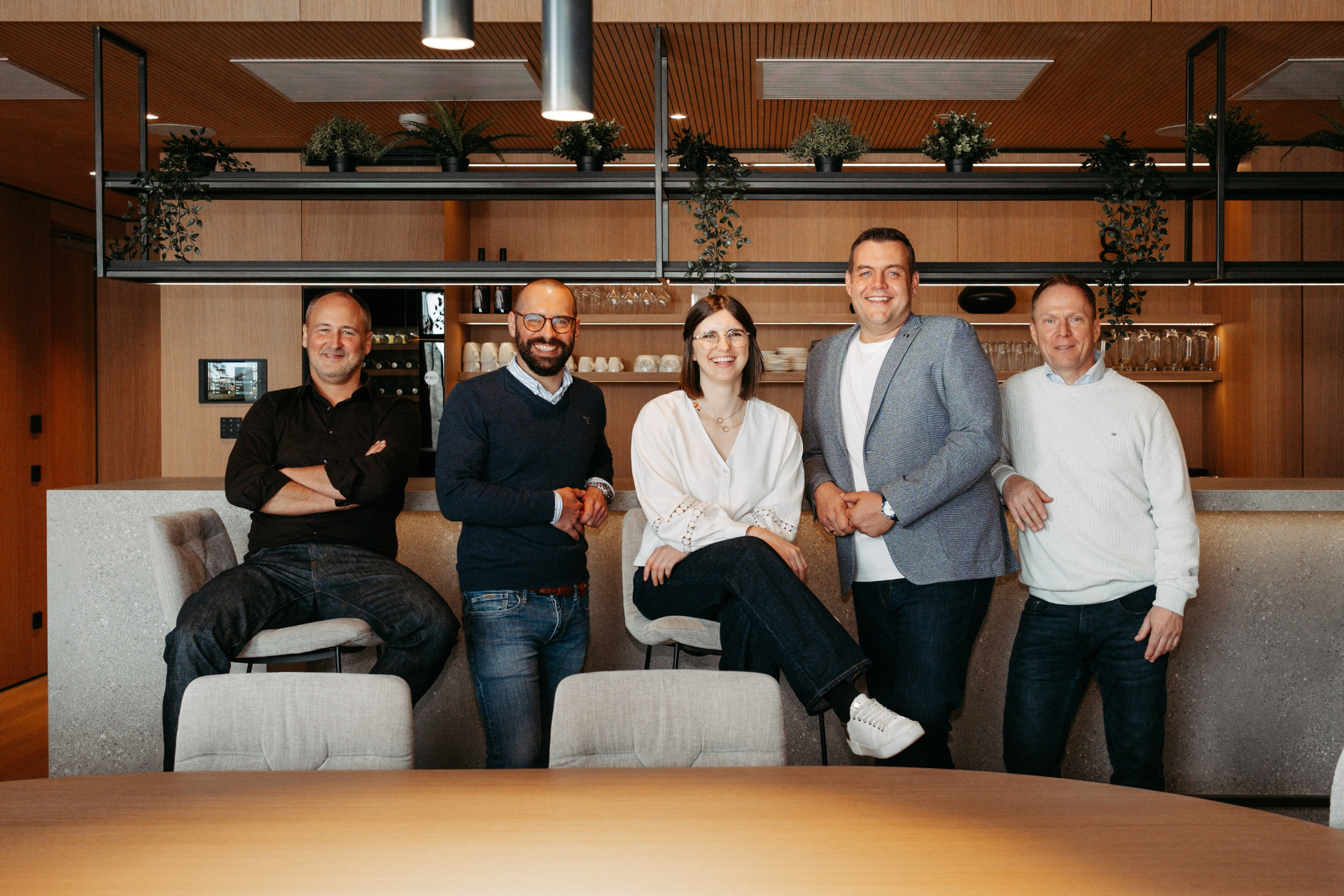 Team von Loxone Lighthouse begleitet Unternehmer bei Nachfolge und Unternehmensverkauf in Österreich und Deutschland